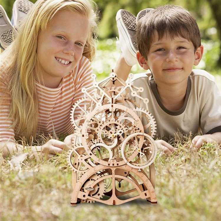 Robotime DIY 3D Wooden Mechanical Puzzle Model Building Kits Laser Cutting Action by Clockwork Gift Toys for Children LG/LK/AM